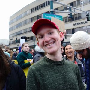 Meet your Posher, Ari